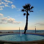Playa Del Cura In Spain Апартаменты Торевьиа
