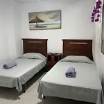 Playa Del Cura In Spain Апартаменты Торевьиа